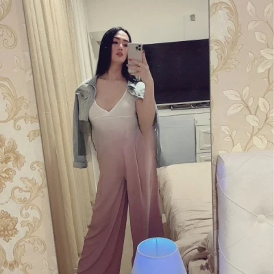 Ara Shemale