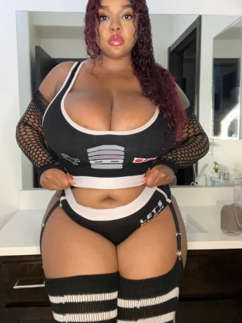 EBONY NIKITA XX
