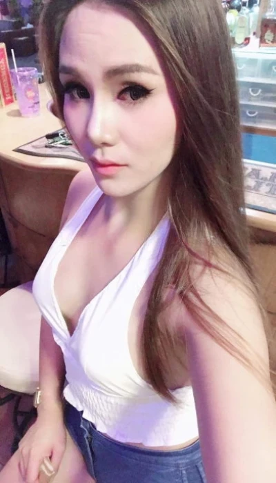 Riza Ladyboy