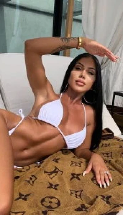 Ammy Laura