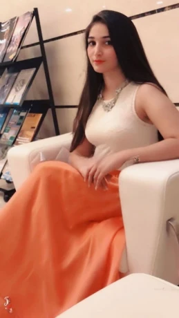 Manahil Student