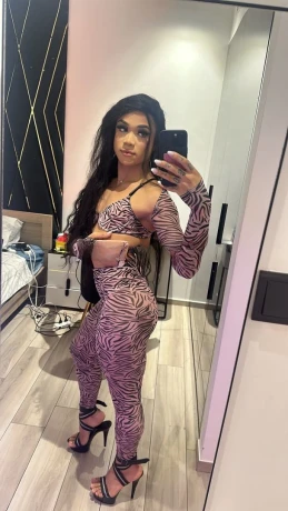 YARA KINTSCHEVS