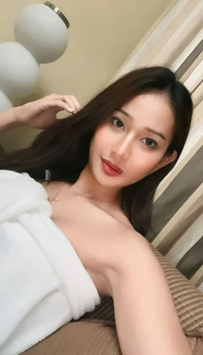 Ladyboy Mina