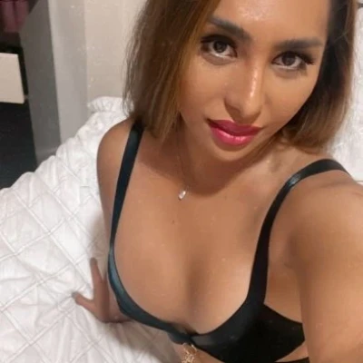 Ladyboy Nam Ponce
