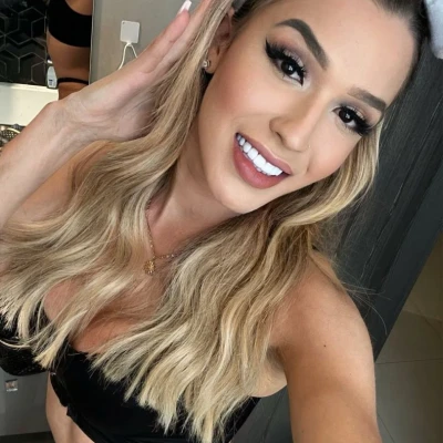 Lara Lopes
