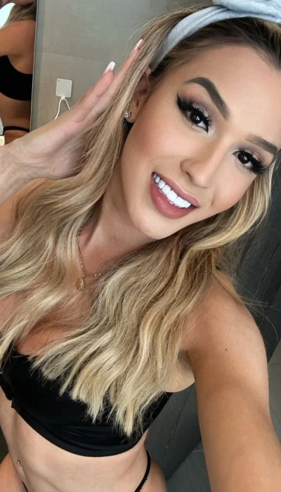 Lara Lopes