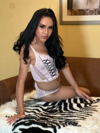 Nana Ladyboy