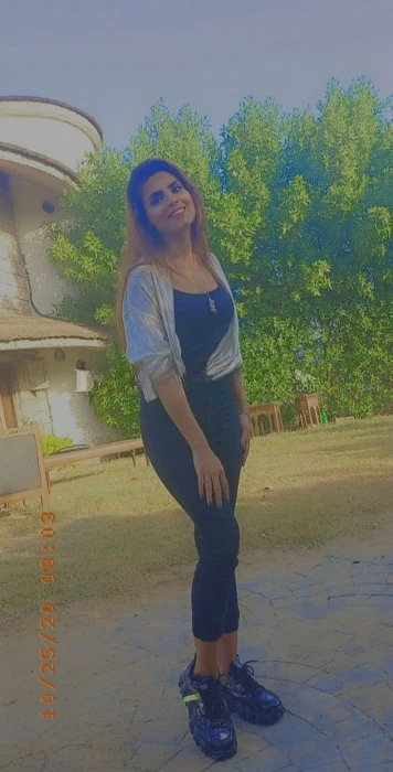 Sara Student Girl