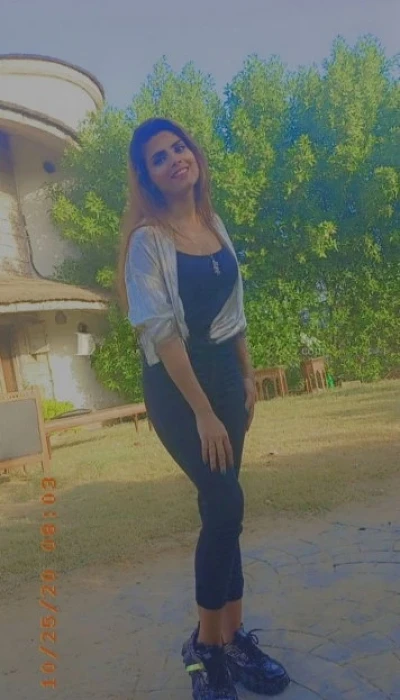 Sara Student Girl