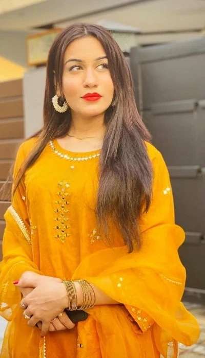 Zoya