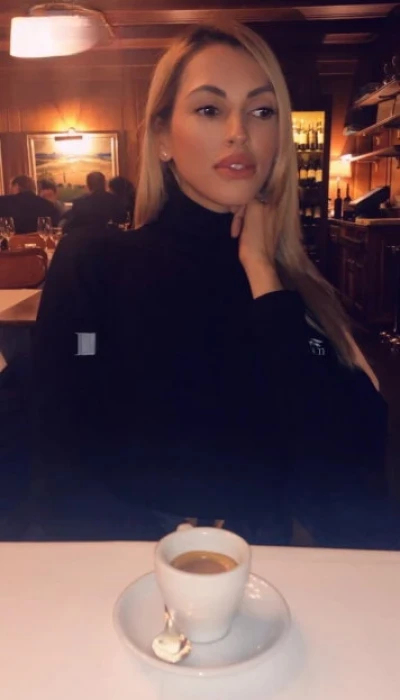 Simone