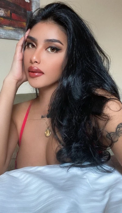 Ariana Wolfie