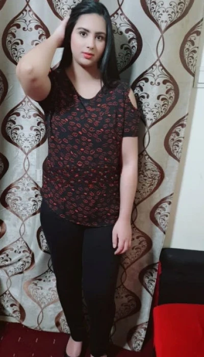 Arooj Khan