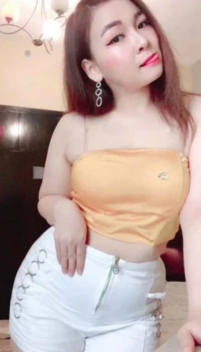 Lisa Dubai